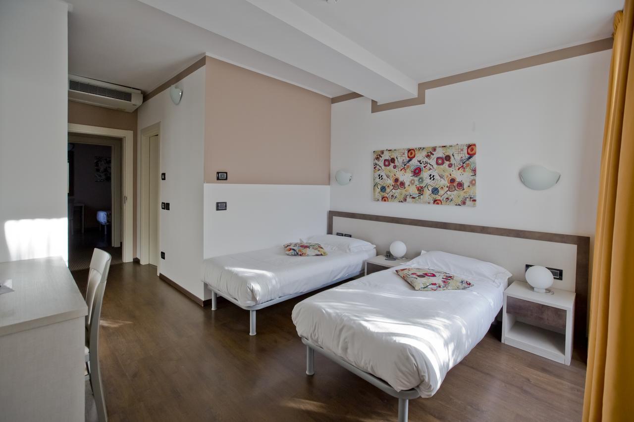 Hotel Lago Di Como Colico Exterior photo